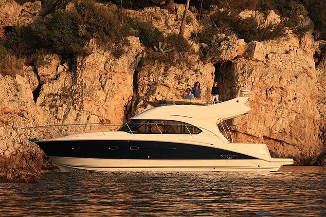 2 Hour Private Sunset Cruise on Luxury Motor Boat with Drinks - Luxury Motorboat Sunset, The Real Point: Time Without the Noise