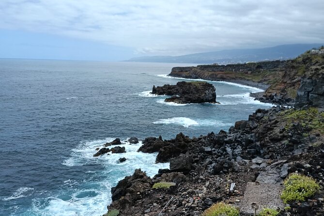6hrs Private Tour in North Coast of Tenerife - Stop 2: Mirador San Pedro Views Over Rambla de Castro and Water-Lift Reminders