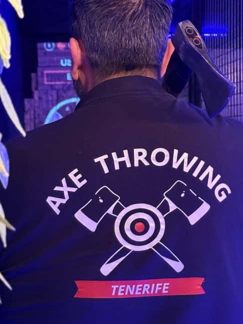 AXE THROWING TENERIFE - How the 1-hour session works for ages 6 to 14 and 14+