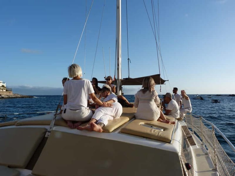 Costa Adeje: Catamaran Tour, Snorkelling, Snacks & Drinks - The Veril Beach Cove Stop: Snacks, Drinks, and a Calm Swim Window