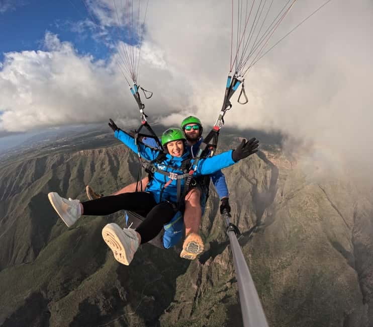 Costa Adeje, Paragliding with pick up service and 5 free photos! - In the air: the real value is the peace and the perspective