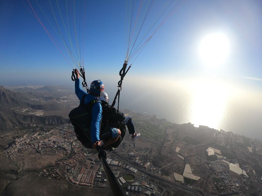 Costa Adeje: Tandem Paragliding Flight with Pickup - Landing and the Post-Flight Wrap-Up