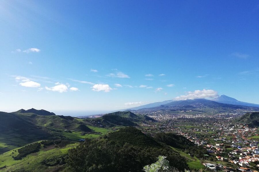 Cruz del Carmen: Hiking in Anaga with Local Food Products - Roque de Taborno and the gorge viewpoints that make the effort worth it