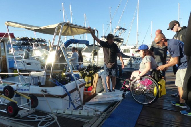 Eco Adapted Diving in Tenerife - What happens underwater: the 2 to 8 meter learning zone