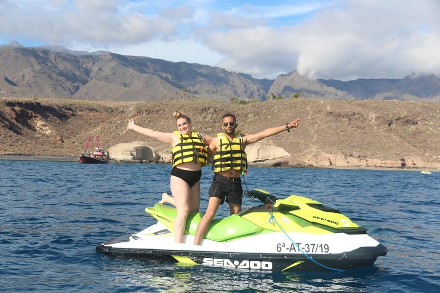From Puerto Colon : 1 hour adrenaline JetSki tour - Who This 1-Hour Jet Ski Tour Suits Best