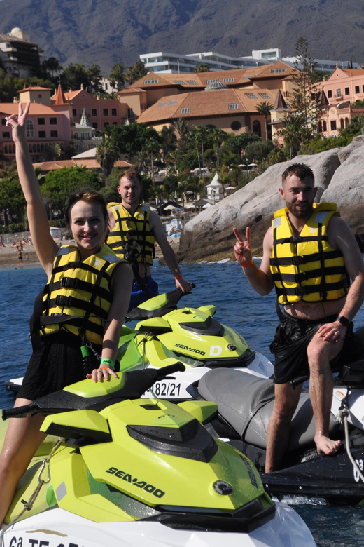 From Puerto Colon : 1 hour adrenaline JetSki tour - Why a 1-Hour Jet Ski Ride from Puerto Colón Works So Well