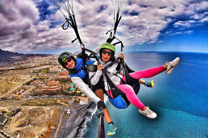 GOLD paragliding flight including videos/photos, t-shirt and a bottle of Cava - In Flight: Thermals, Commentary, and the Chance to Go Higher