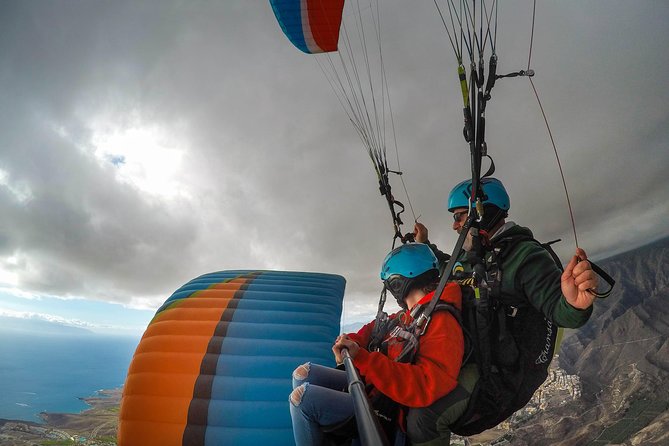 High Performance Paragliding Tandem Flight in Tenerife South - What happens before you launch, step by step