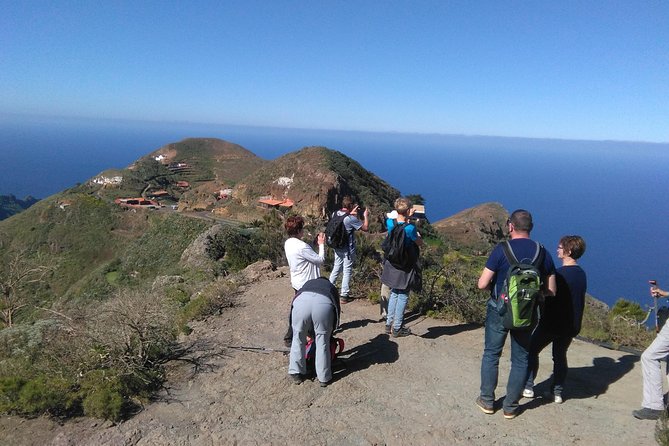 Hiking tour in the Anaga biosphere reserve in Tenerife - Weather realities: humidity, temperature dips, and mountain wind