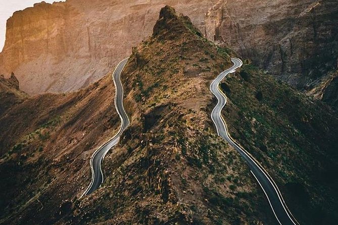 La Gomera Day Trip from Tenerife - The coach and the pacing: efficient, but expect bus time