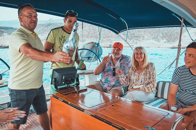 Lady Sunshine Private, from 3 to 8 hours - Food and drinks onboard: tapas-style dining for shorter trips, paella on the longer ones