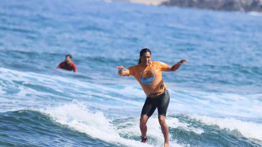 Las Américas: Inolvidable Private Surf Lesson Max 5persons - What You Won’t Get: Food and Photos