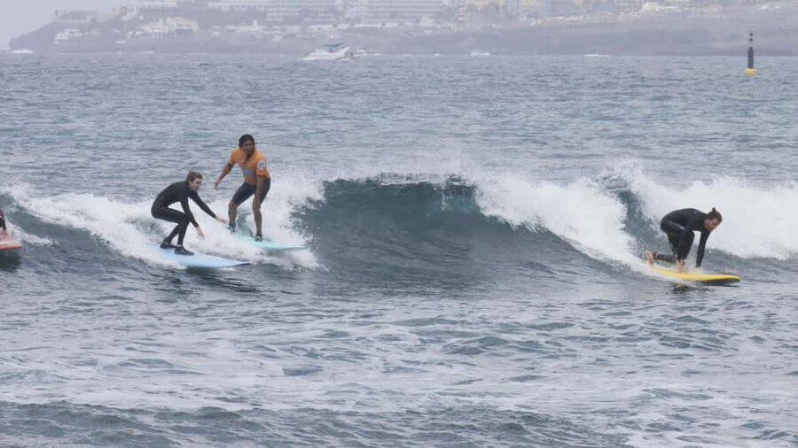 Las Américas: Inolvidable Private Surf Lesson Max 5persons - On the Water: What “Included Equipment” Actually Changes