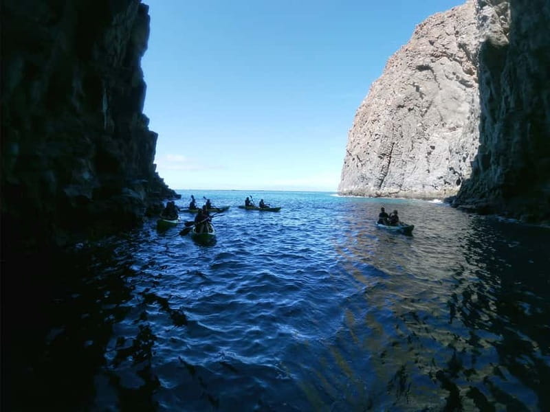 Los Cristianos: Kayak and Snorkel with Turtles and Photos - Safety briefing and the double-kayak reality