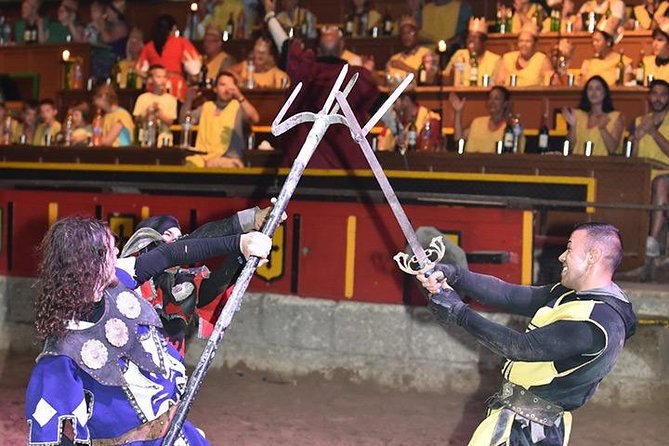 Medieval Show and Dinner at Castillo San Miguel with Transfer - Entering Castillo San Miguel, Drawbridge Arrival, and the Count and Countess