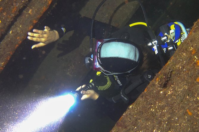 PADI Advanced Open Water Diver Course (AOWD) - 2 days - What happens on those two days: a clear rhythm of skills and experiences
