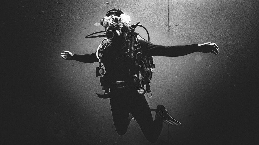 PADI Open Water Course in 3 Days - What to Bring, Rules to Follow, and Who Should Wait