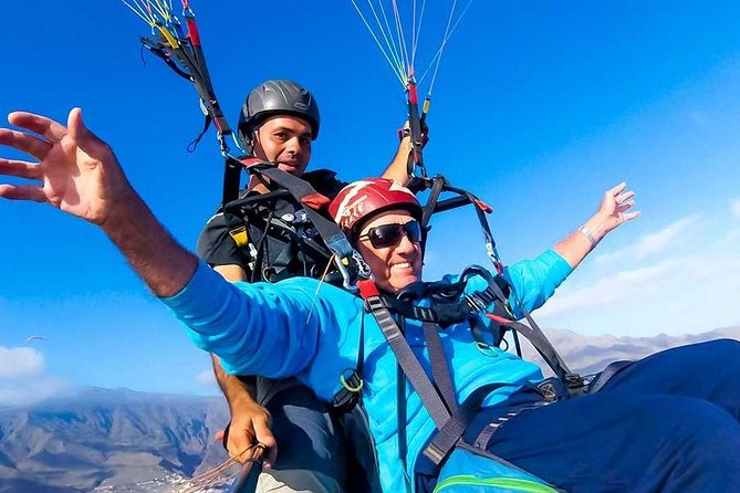 Paragliding 1000 Meters - The Safety Briefing and Gear Check That Actually Matter