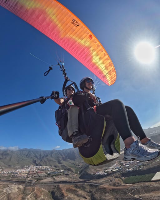 Paragliding flight with a Spanish Champion 2021/2022. - How the 2 Hours Work, Pickup Van, and the Pre-Flight Safety Rhythm