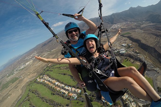 Paragliding Tandem Flight over Costa Adeje with FREE pick up!!! - Motion Sickness and Stability, What You Should Actually Do