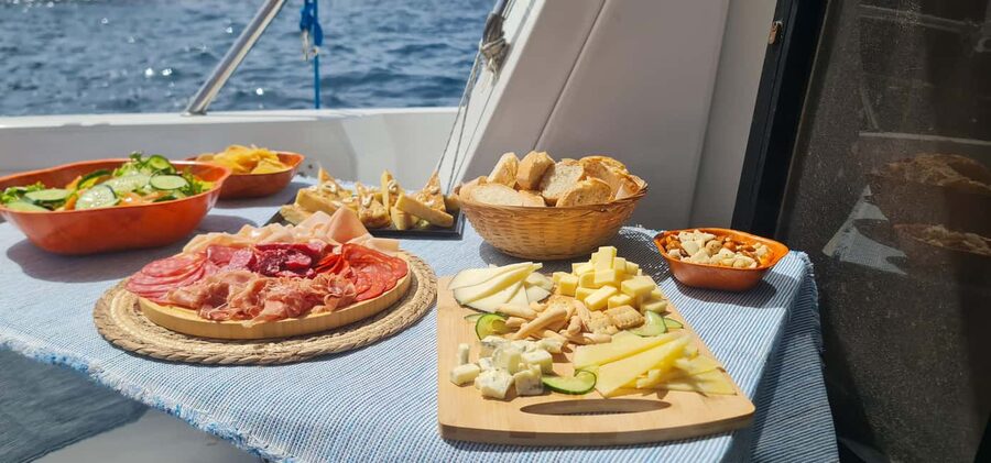 Private Yatch Amalfi Cinco - Why a private yacht day on Tenerife feels like a reset