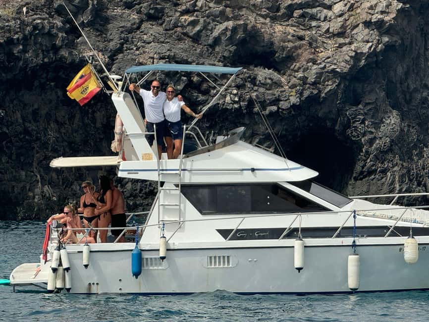 Private Yatch Amalfi Cinco - Crew and guide approach: trained, friendly, and safety first