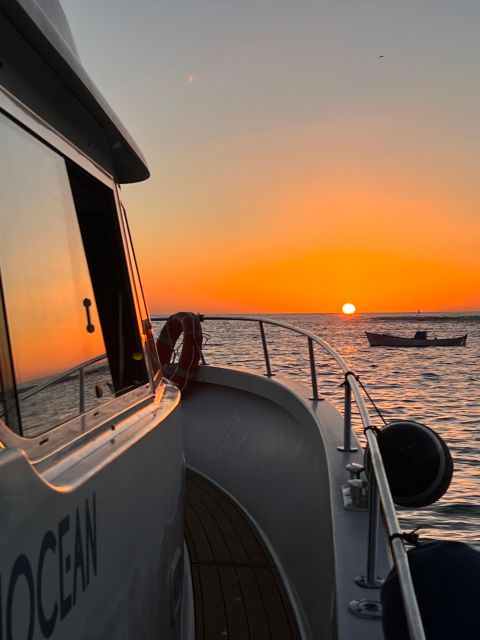 Puerto Colon : Shared/private boat trip with snack & Drinks - Sailing blocks 20 minutes and 30 minutes: why the extra time helps