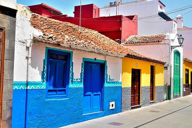 Puerto de la Cruz City Tour with Transfers - Pickup and the coach ride: where smooth travel meets real-world timing