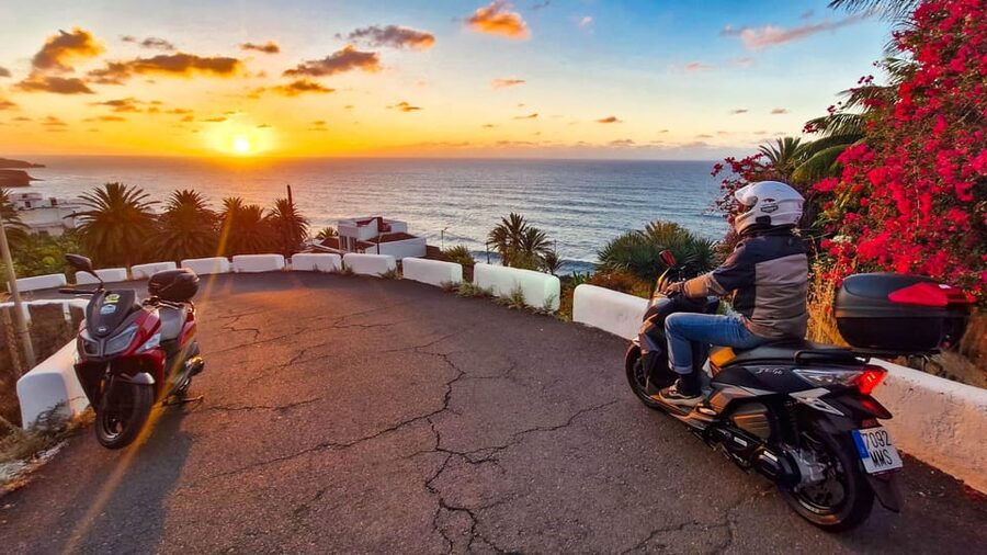Puerto de la Cruz Motorbike tour through Teide National Park - Los Roques de García at the base of Teide: the moment you came for