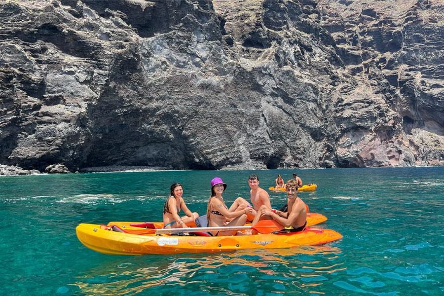 Punta de Teno: Kayak Safari overlooking Los Gigantes Cliffs - On the Water in 1.5 Hours: Paddling, Photos, and Real Sightseeing