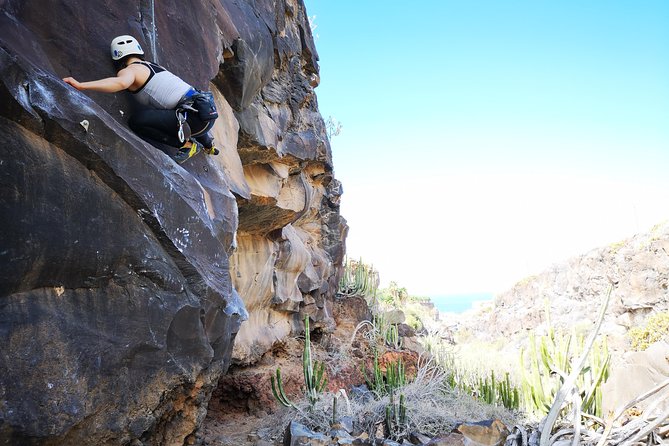 Rock climbing in natural space. - Gear Fit and Rope System: The Part You Should Pay Attention To