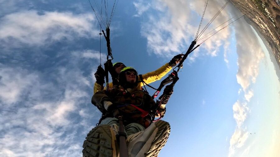 Santa Cruz de Tenerife: Acrobatic Paragliding Flight - Should You Book This Acrobatic Paragliding Flight in Santa Cruz de Tenerife?