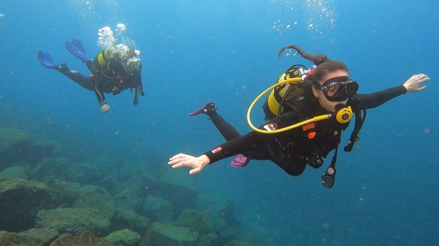 Santa Cruz de Tenerife: Advanced introductory course - A small-group step up to 12 meters in Tenerife