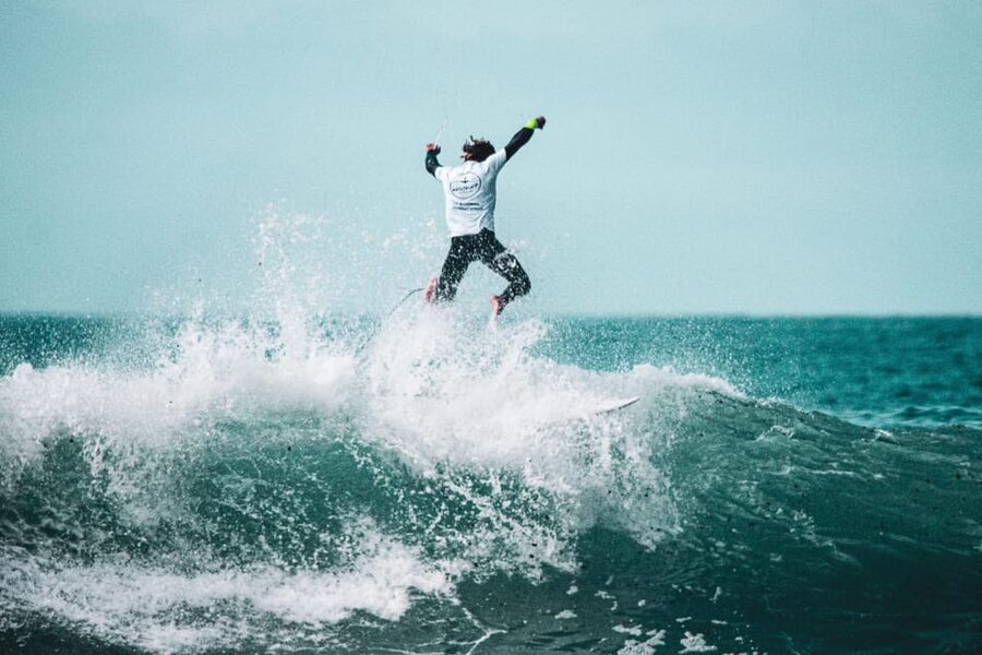 Surf class in Tenerife South - Where You Meet and What You’re Really Signing Up For