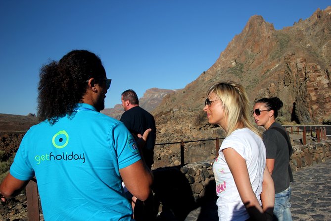 Teide National Park Exclusive and private Tour - Los Roques de García in Teide National Park: rock formations plus a big view