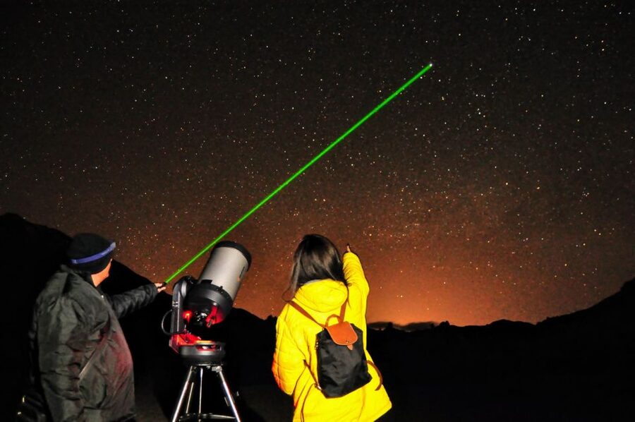 Teide National Park: Sunset & Stargazing Safari with Dinner - Who should book this Teide night sky safari