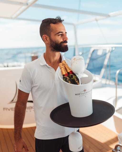 Tenerife: Catamaran Cruise with Brunch and Unlimited Drinks - Who should book this Tenerife catamaran cruise with brunch