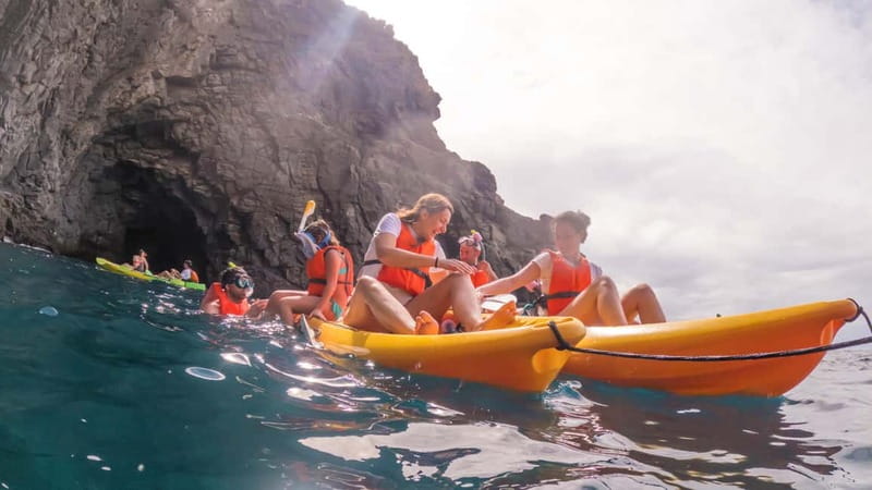 Tenerife: Kayak & Snorkeling Tour - Small Groups - Meet at SeaThru Kayaks Tenerife, use the facilities, and get sorted fast