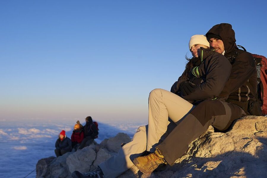 Tenerife: Mount Teide Sunset and Stars Tour with Cable Car - Cable car to 3,555 meters, and what you’ll notice at dusk