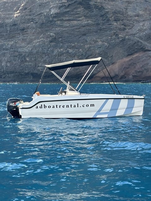 Tenerife: rent a boat without license - Why this no-license boat rental works in Tenerife