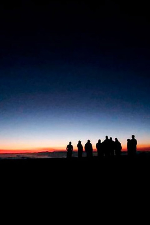 Tenerife: Sunset Night Tour and Stargazing at Teide + Dinner - The dinner add-on: a normal meal after an unusual night
