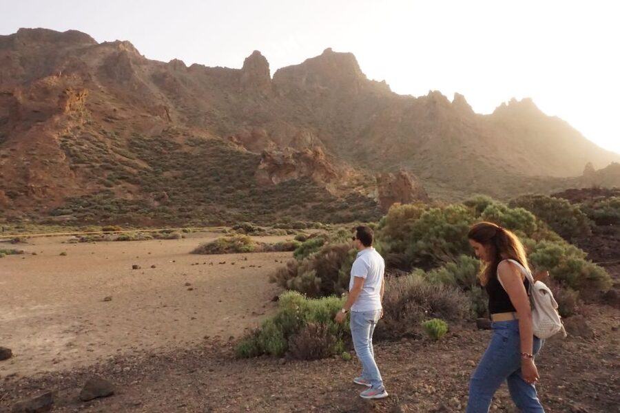 Tenerife: Sunset Teide National Park & Photos - After the park: the parador viewpoint and possible three-island sightlines