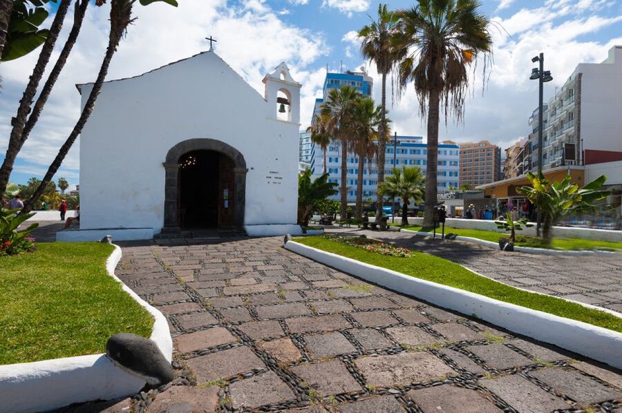 Tenerife: Trip to Puerto de la Cruz - Lagos Martiánez: The Sea-Pool Complex That Feels Like Art