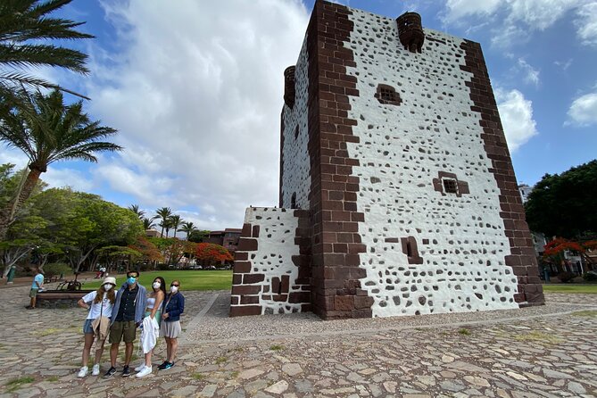 VIP tour of La Gomera from Tenerife - Back to San Sebastián, old-town wandering, then the ferry home
