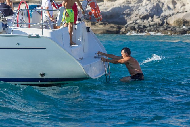 Whales & Dolphins watching in exclusive sailboat - Where You Start: Marina Puerto Colón and Pantalán 8